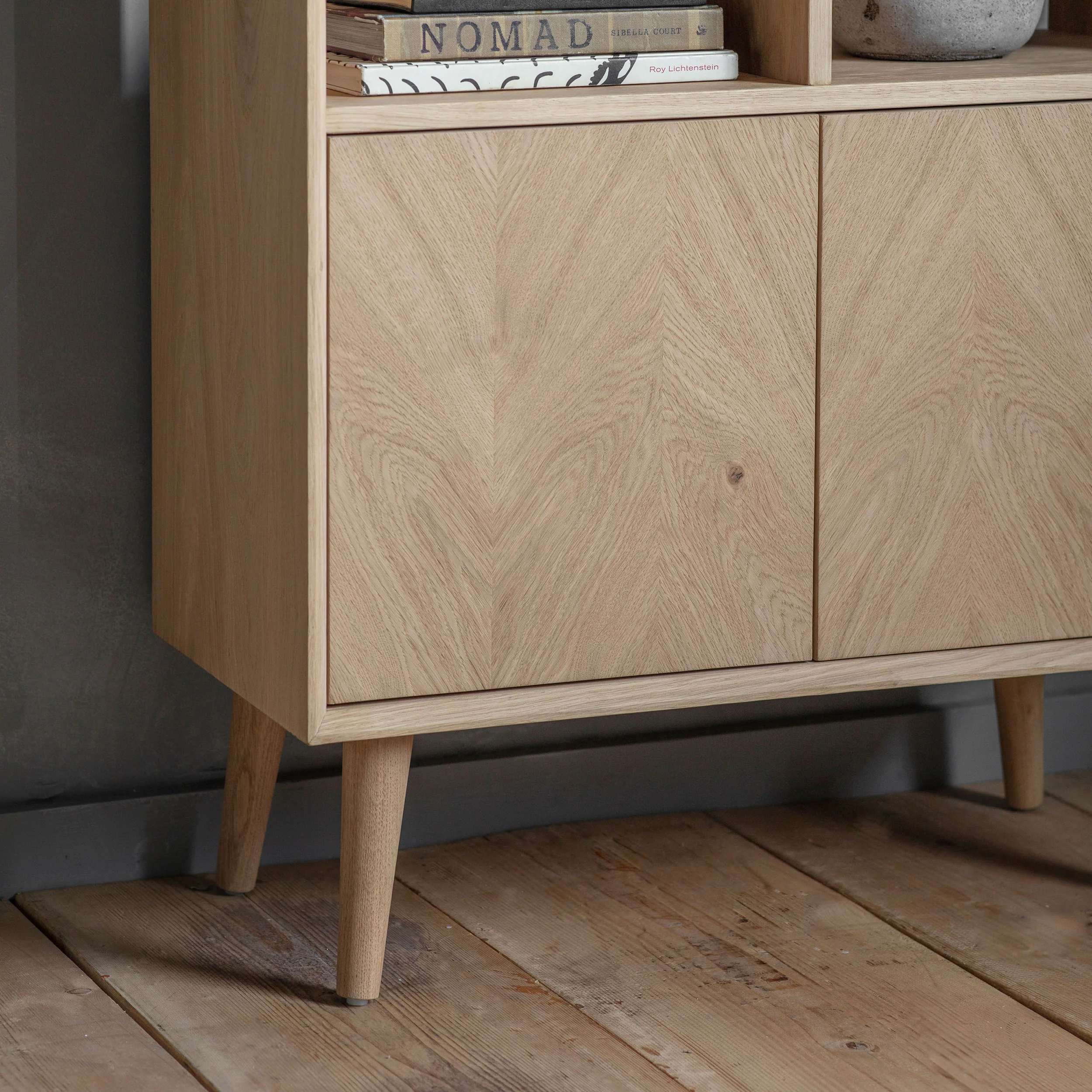 2 Door Display Cabinet Roma - Image 3
