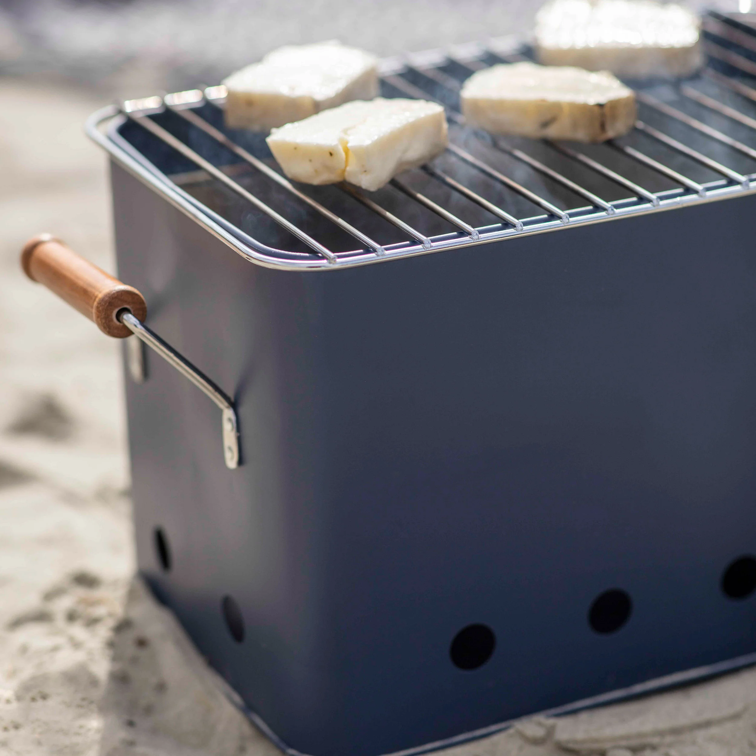 BBQ Bucket Cleveley - Image 3