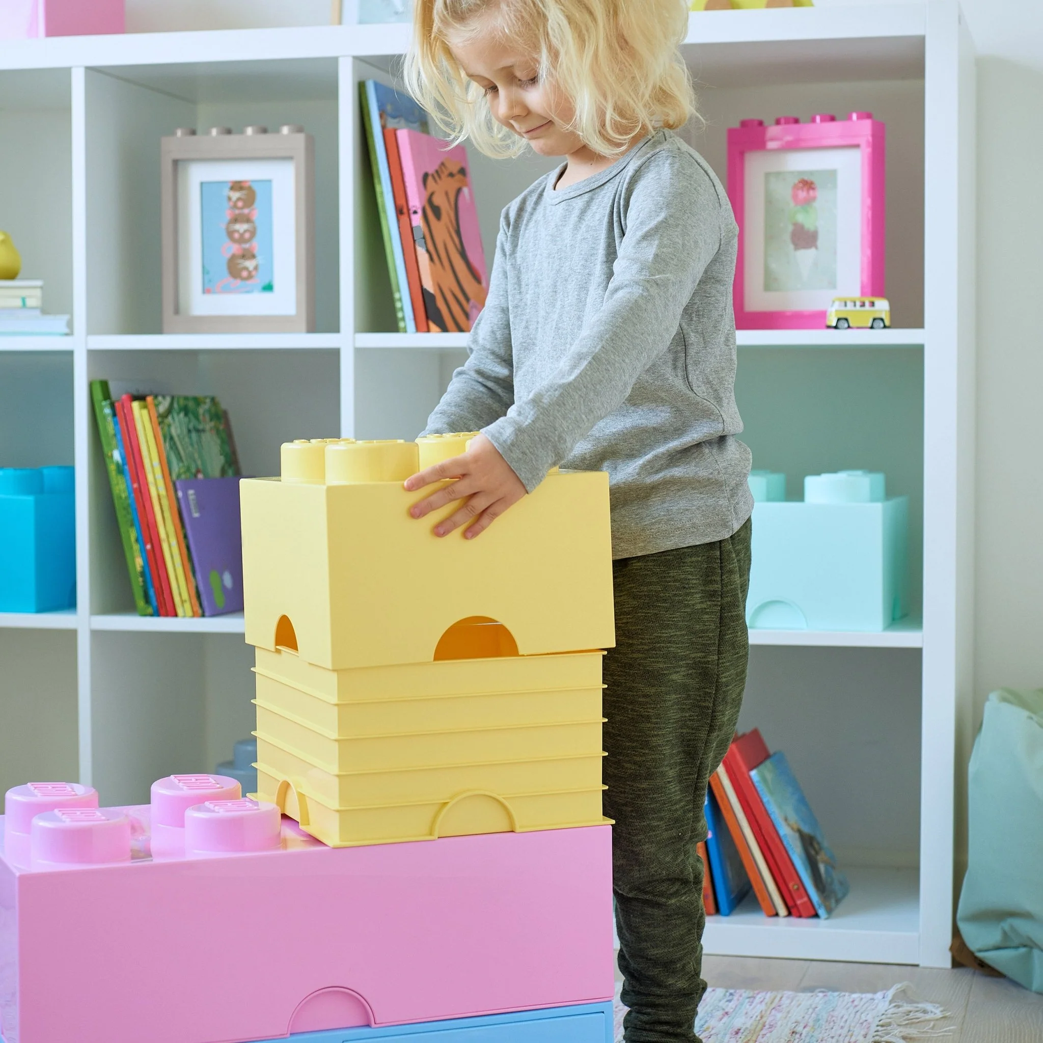 Giant LEGO Brick Storage Boxes - 4 Stud - Image 4