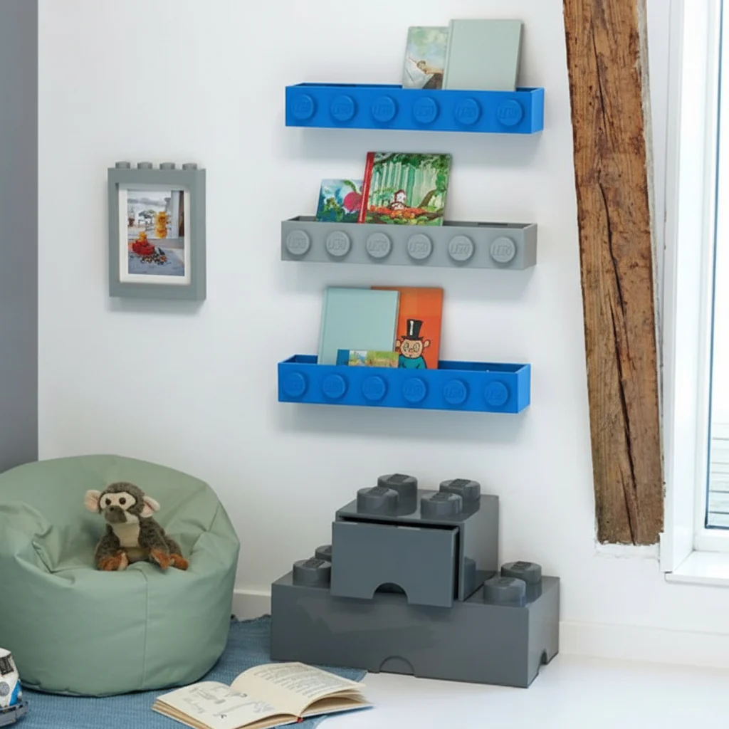 LEGO Gallery Bookshelf - Image 4