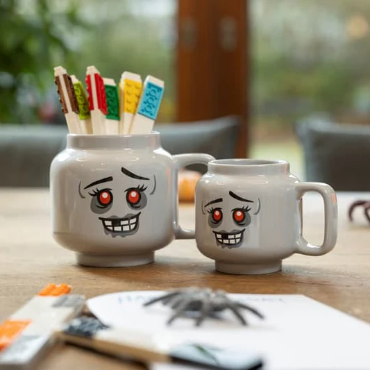 LEGO Minifigure Ceramic Mug - Large - Image 8