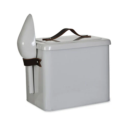 Pet Food Storage Bin With Scoop - Image 4