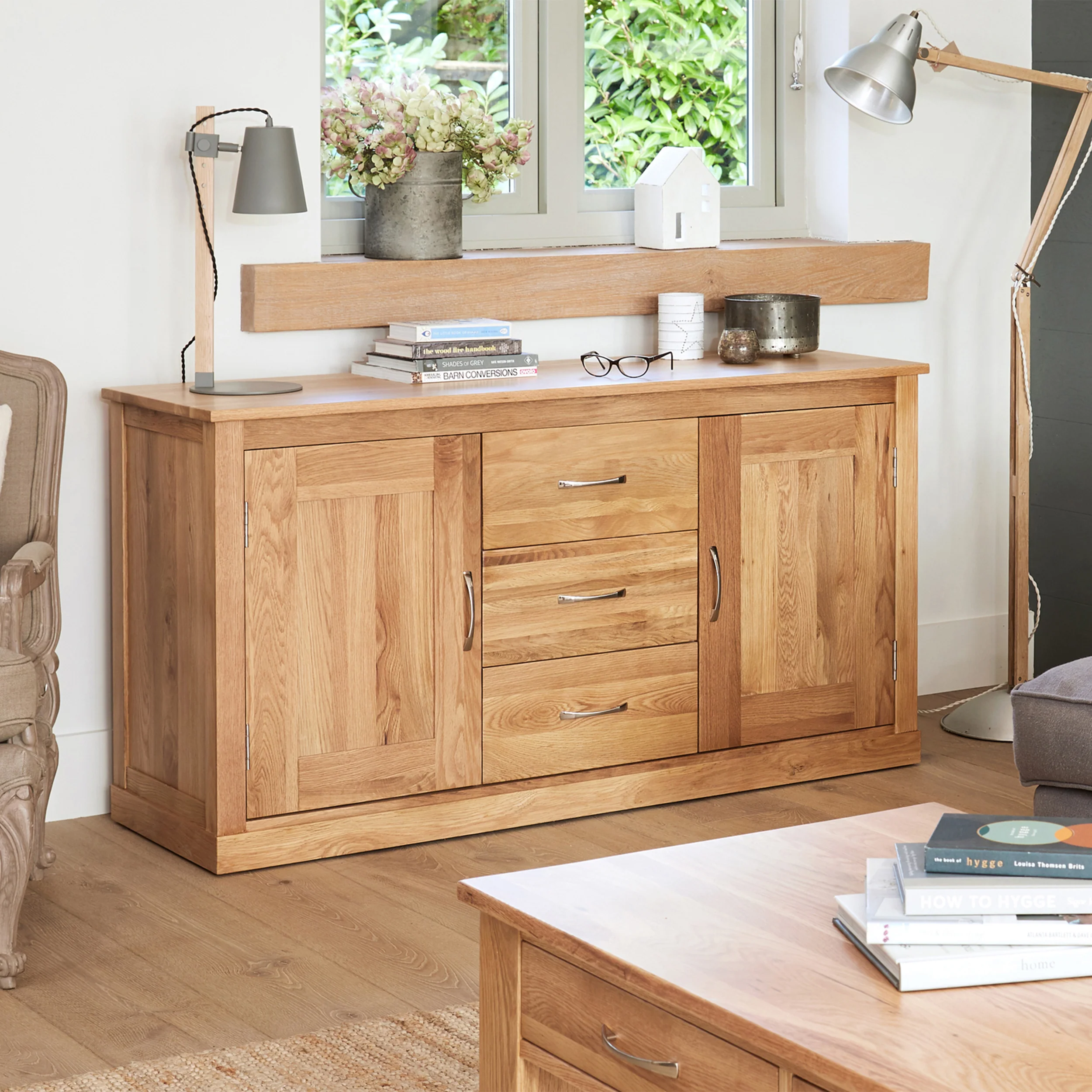 Solid Oak Large Sideboard Mobel - Image 2