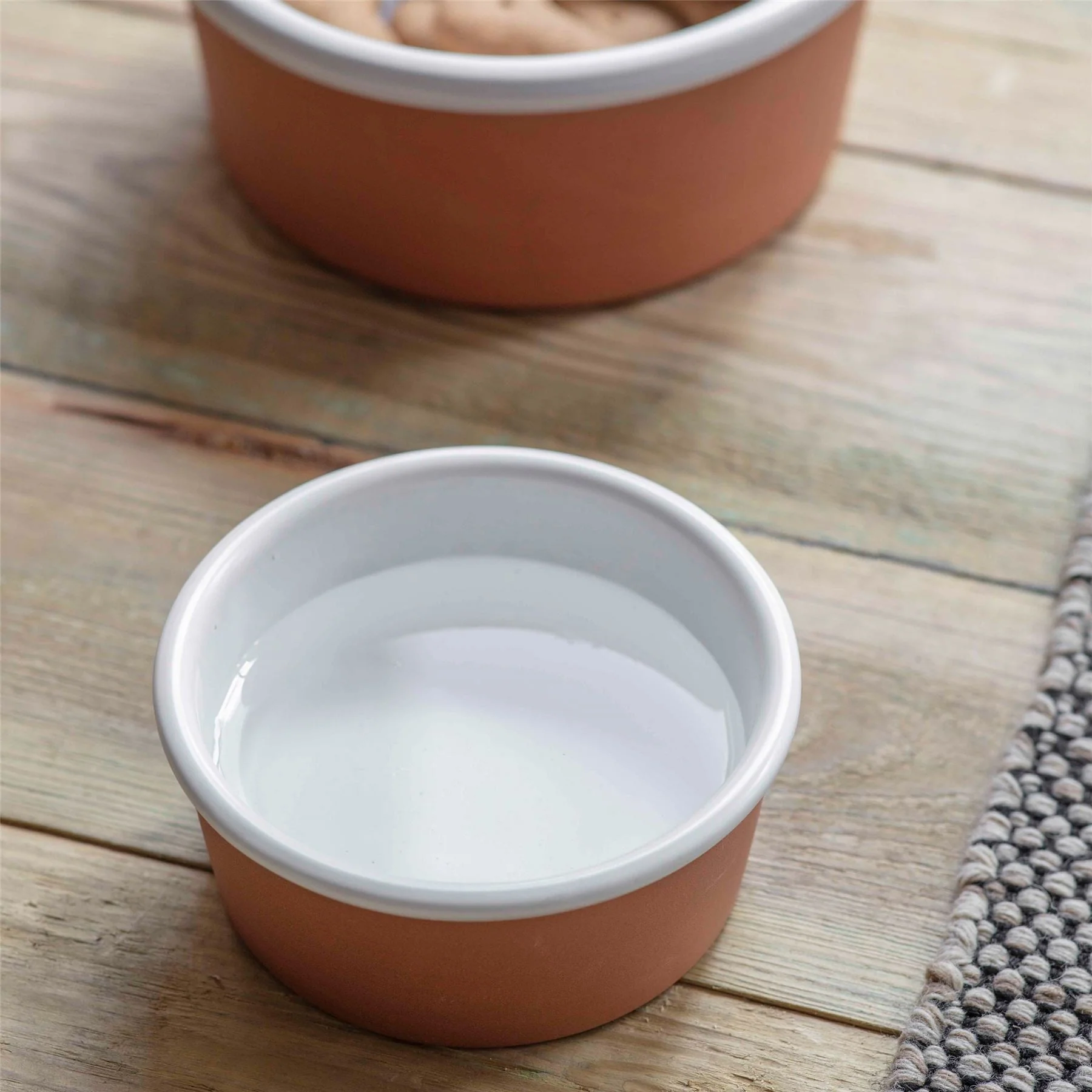Stoneware Pet Bowl - Kemerton - Image 3