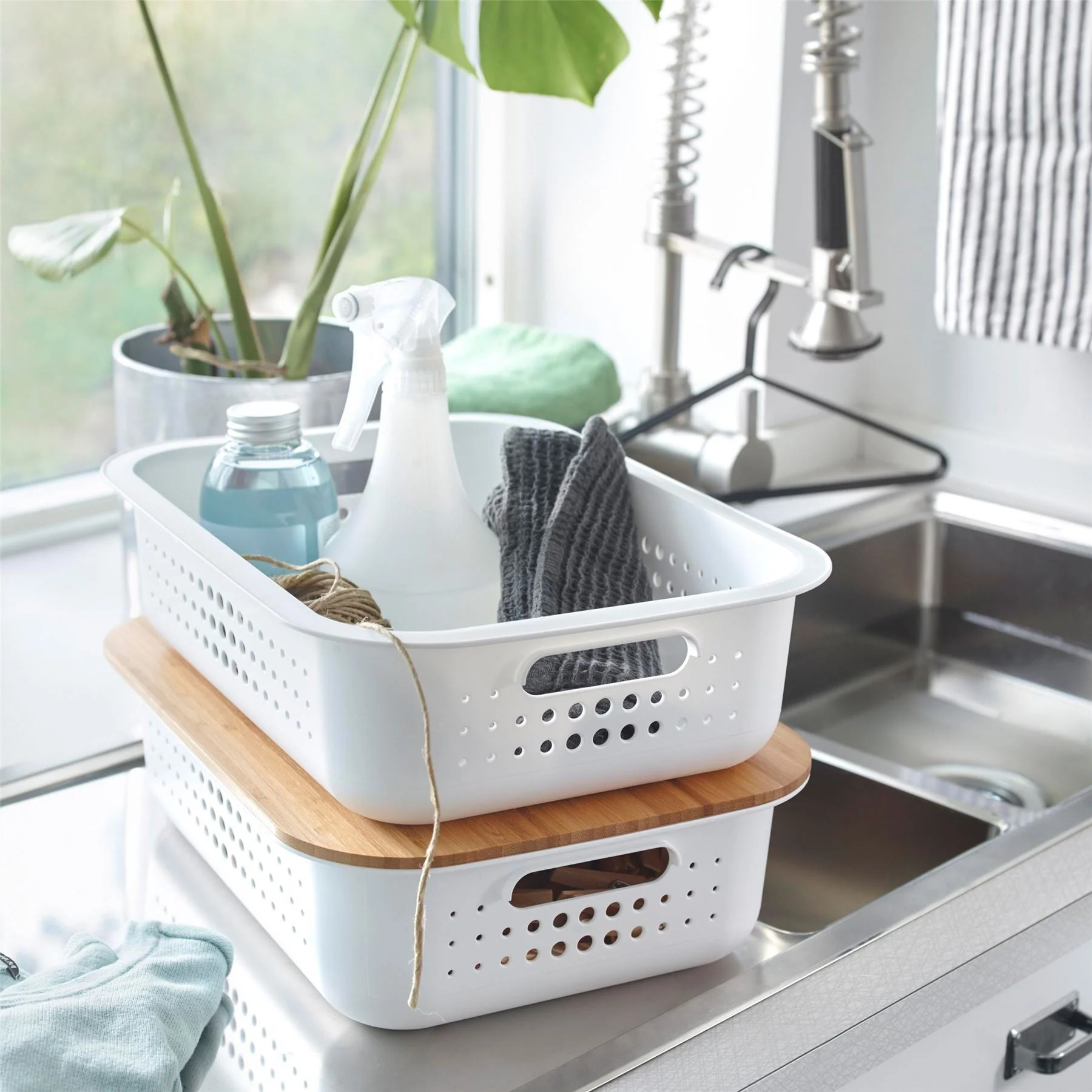 White Smartstore Baskets - Image 2